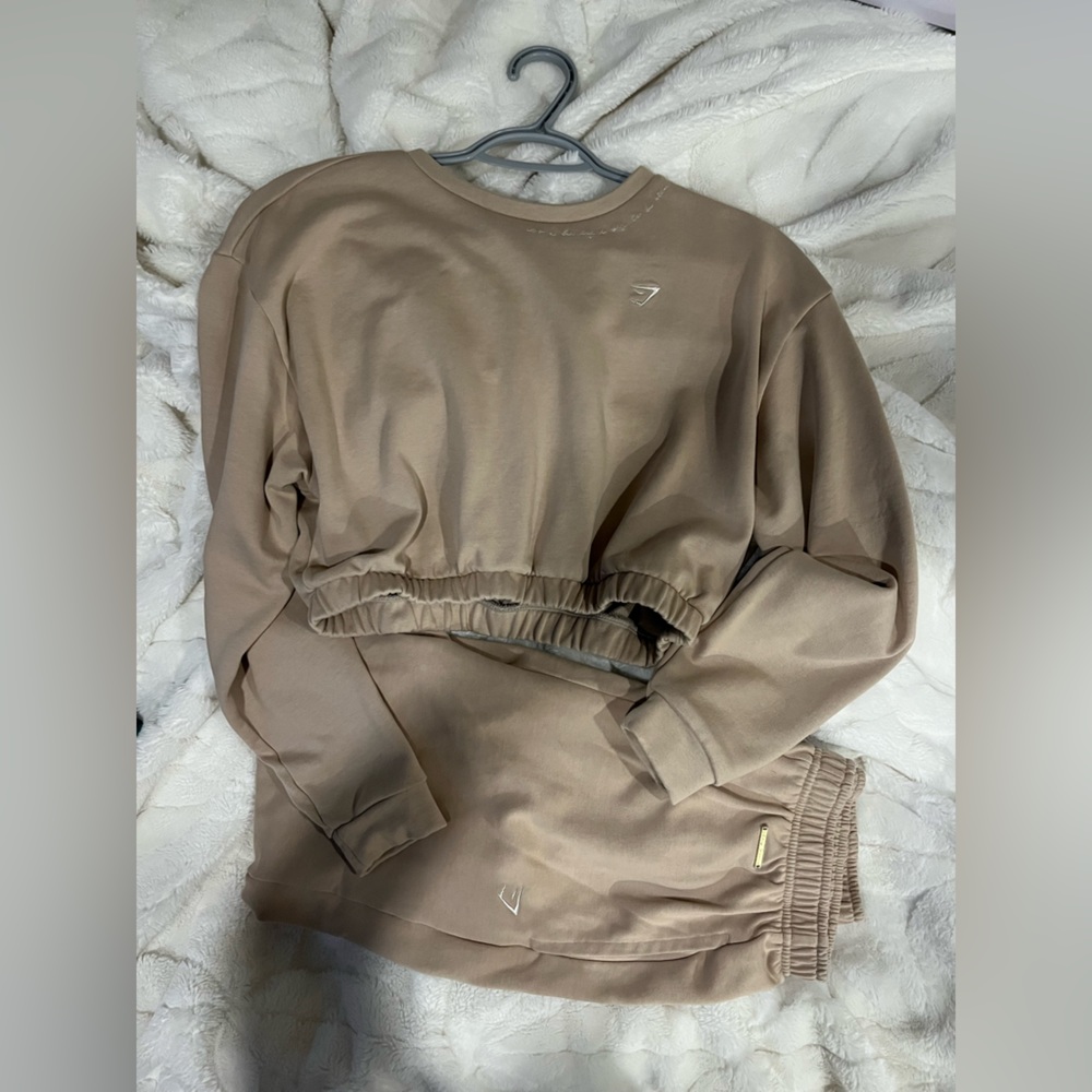Whitney Simmons sweat suit